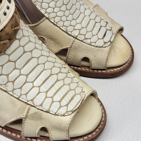 Freebird Boots sandals Womens Size 9 Brown Leather  beige snake some stains that - Picture 2 of 8